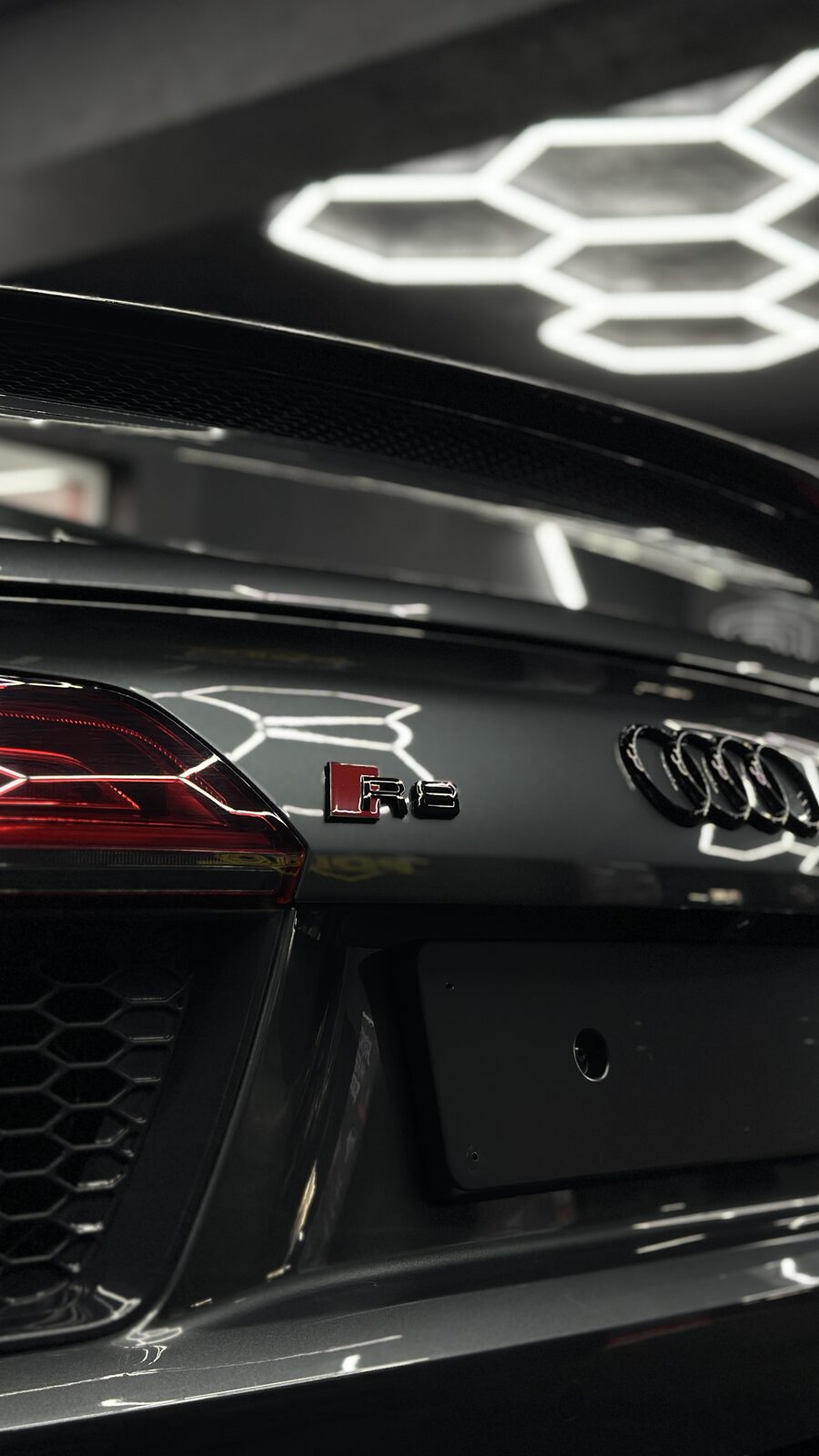 Audi R8