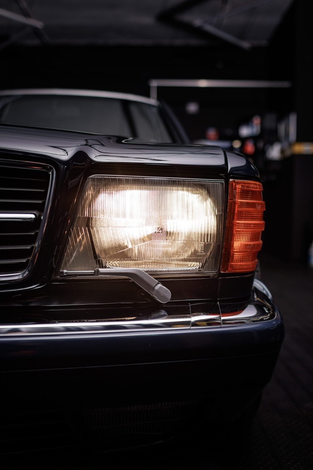 Mercedes-Benz 560 SEC
